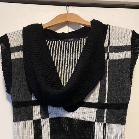 Plaid Sweater Dress - Picture 2 of 6